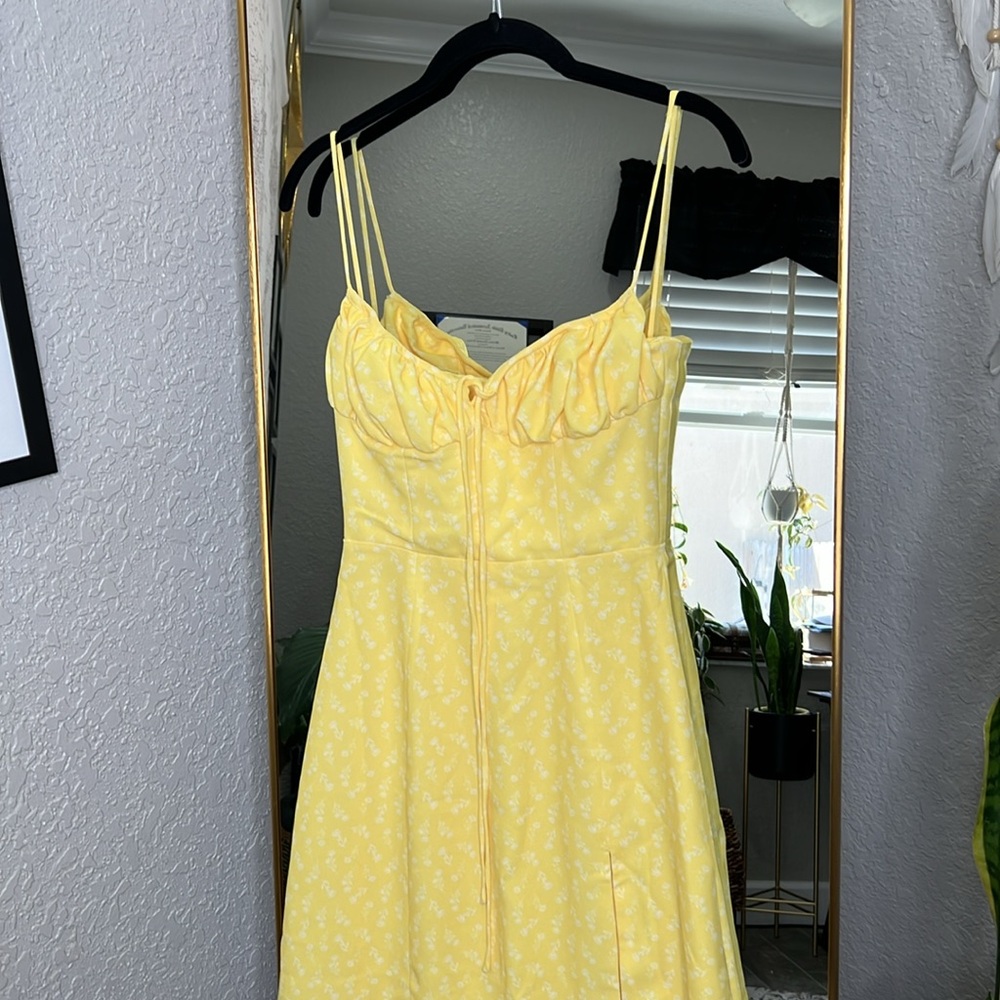 HOUSE OF CB 'Carina' Yellow Floral Bustier Midi Dress NWOT - Picture 13 of 14